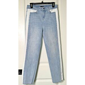 Yest Ankle Jeans Womens Size 6 White Tuxedo stripe Light Wash